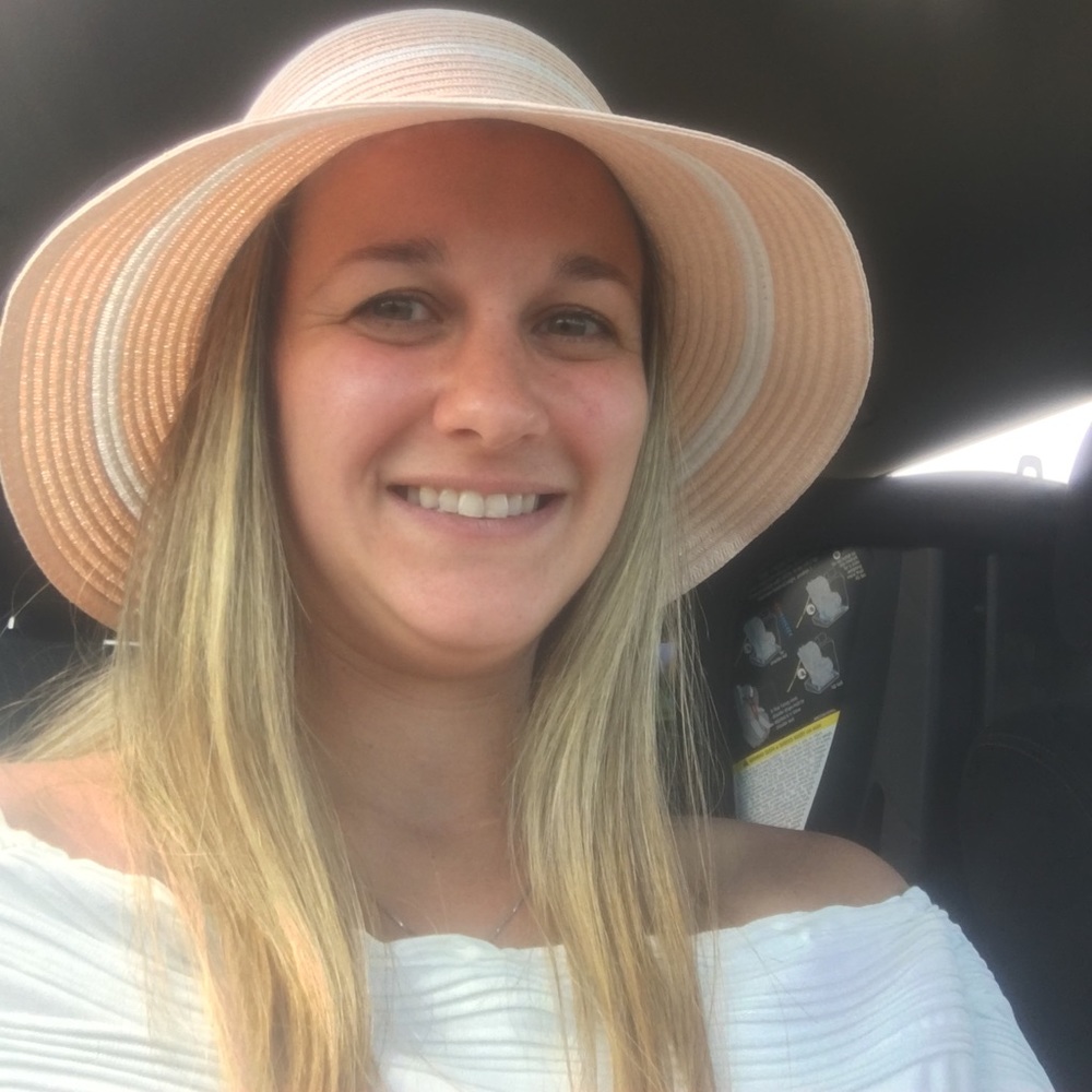 Meet your Posher, Dana